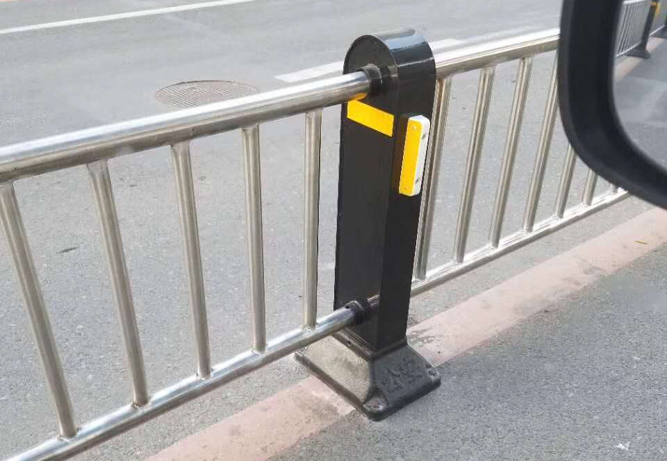 不銹鋼復合管護欄