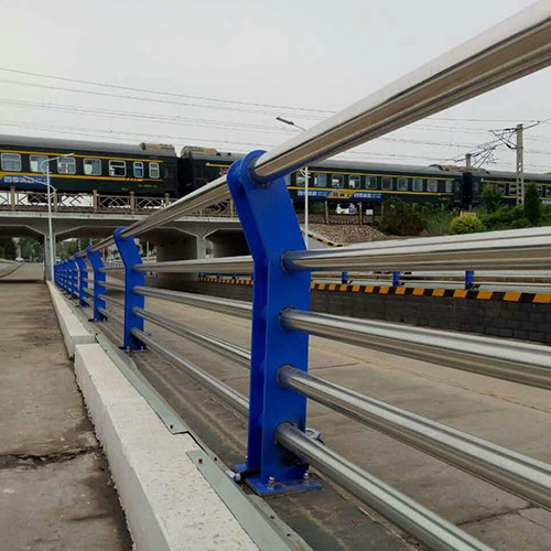 不銹鋼管護(hù)欄